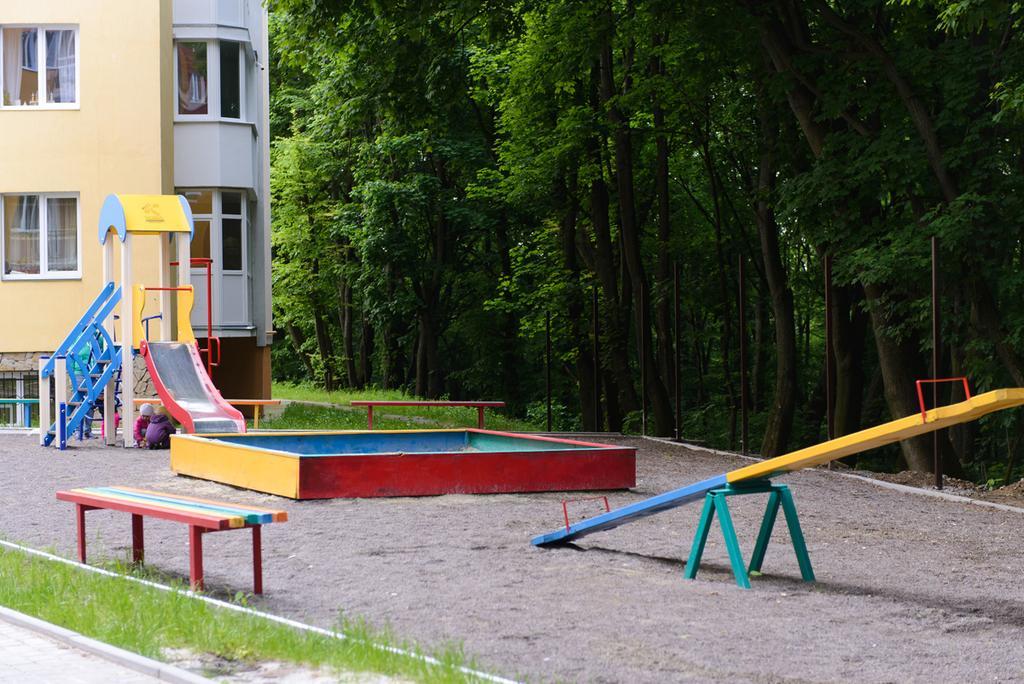 New On Zhasmynova Street 5b